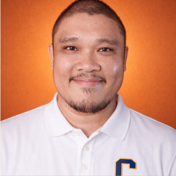 Jan Ravina, Customer Support at Customized Padfolios