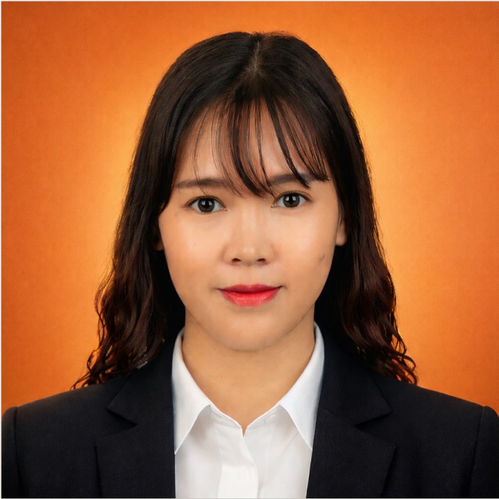 Nikki Genio, Social Media at Customized Padfolios